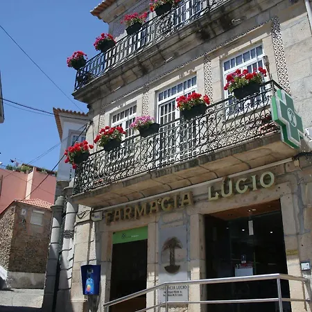 Casa Da Farmacia ベッド・アンド・ブレックファスト 3*