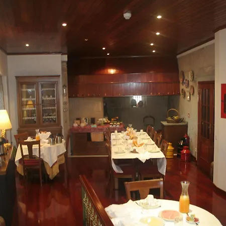 Casa Da Farmacia Bed & Breakfast Armamar