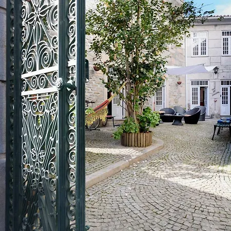 Casa Da Farmacia Bed & Breakfast
